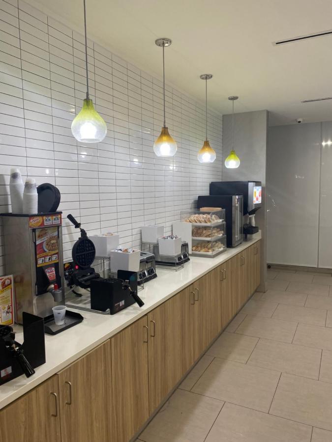 La Quinta Inn & Suites By Wyndham Лейк Сити Екстериор снимка
